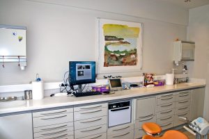 Ορθοδοντικό Ιατρείο - Δρ. Ζαρμπή, διδάκτωρ Πανεπιστημίου